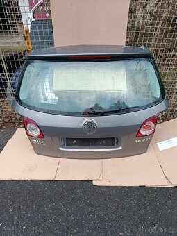 VW Golf 5 plus - páté dveře, viko kufru - 4