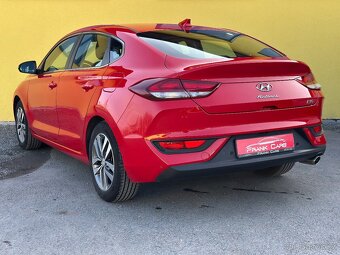 Hyundai i30 Fastback 1.4 T-GDi 1.Maj ČR r.v.2019 SLEVA - 4
