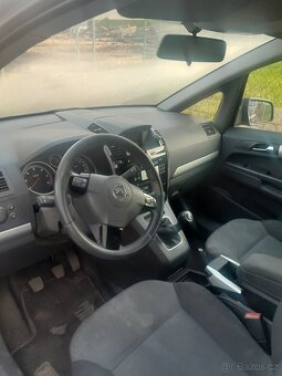 Opel Zafira B 1.7 CDTI 2010 - 4