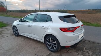 Renault Megane ENERGY TCe 130 EDC BOSE EDITION - 4
