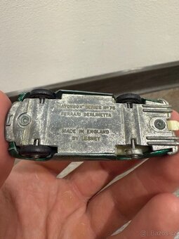 Angličák Matchbox Ferrari Berlinetta - 4