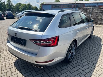 Škoda Superb kombi SportLine 2.0TSI 4x4 DSG KESSY CANTON TAŽ - 4