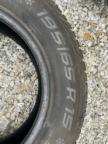 Zimní pneu 195/65 R15 - 4