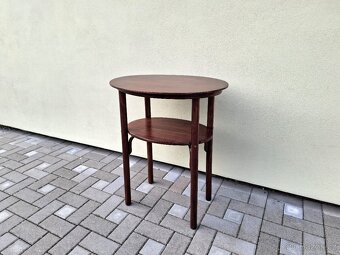 Celodřevěné stolky THONET - 4