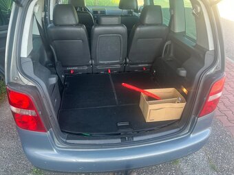 7 míst volkswagen Touran - 4