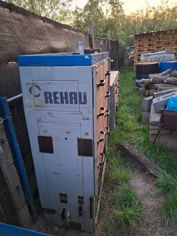 Regály a ponk do dodávky - 4