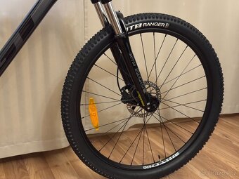 Horské kolo GT Avalanche 27.5" - 4
