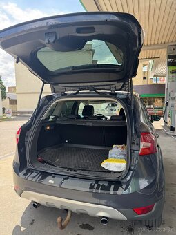 Ford kuga 2011 - 4