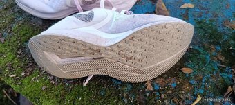 Nike - 4