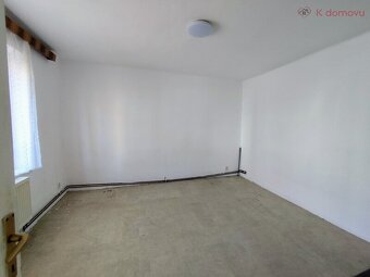 Prodej menšího RD 222m2 s dvorkem a zahrádkou, Uherský Brod - 4