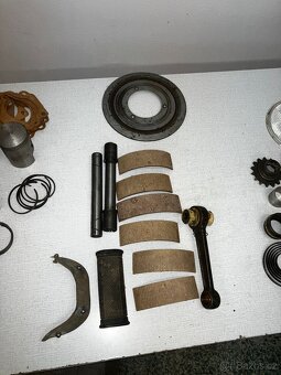 ČZ 125 typ 453 případně 473 - díly - 4