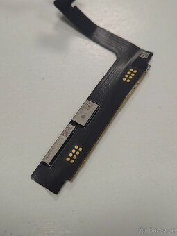 základní deska iphone 15 - 4