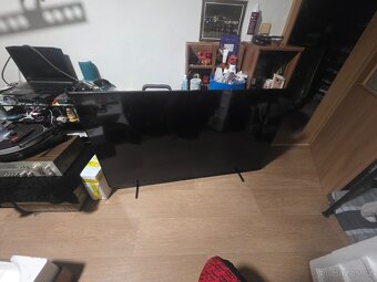 SAMSUNG UE 65 DU7172UX LED - 4