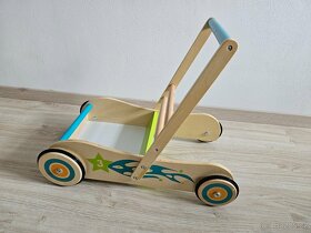 Dětské chodítko auto - 4