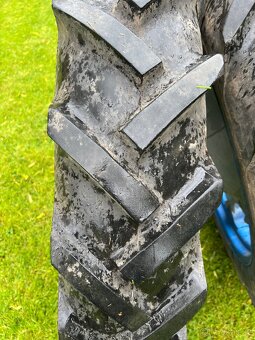 Prodám kola na Zetor 30 - 4