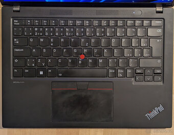ThinkPad T14s Gen 4 OLED, 7840U, 32 GB RAM, záruka 11/2026 - 4