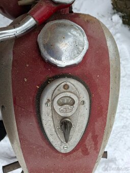 Jawa 250 Pérák - 4