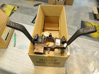 Páčky 3C9953502A - 4