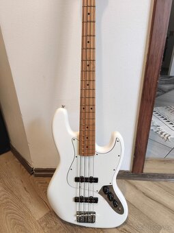 Fender baskytara - 4