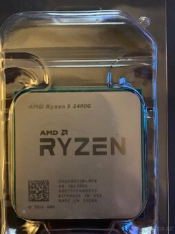 Ryzen 5 2400G | Originální box + stock chladič - 4