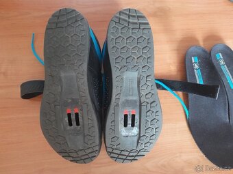 Shimano AM9, vel. 45 - 4