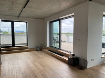 Prodej novostavby bytu 3+kk, CP. 163,6 m2 s terasou, garážov - 4