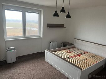Vybavený byt 2kk 52m s klimatizací a balkonem - 4