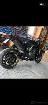Honda cb1000r - 4