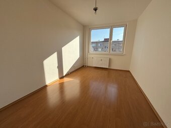 Slunný byt 3+1 s lodžií a garáží, 68 m², Stiborova, Olomouc - 4