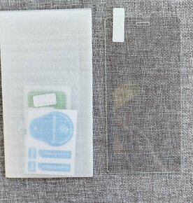 Ochranné sklo Huawei P8 Lite a P9 Lite (2016) - 4