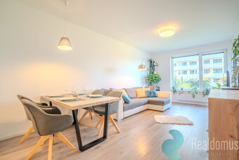 Prodej bytu 2+kk, Praha 3, Strašnice, Zvěřinova - 4