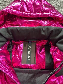 Calvin Klein péřová bunda - 4