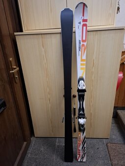 Sjezdové carvingové lyže Fischer délka 160cm - 4