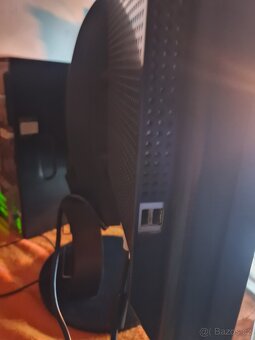 HP Proliant ML310e Gen8 Xeon E3-1220 V2 3,10Ghz 4x 8GB DDR3 - 4