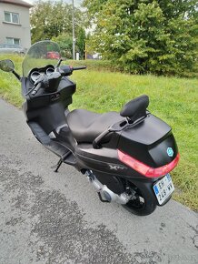 Piaggio X EVO 125 - 4