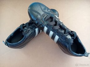 Kožené kopačky Adidas vel. 35 - 4