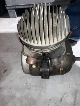 motor na ČZ 150 - 4