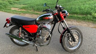 Jawa Travel250 Californian - 4