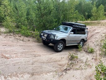 Toyota land cruiser 100 - 4