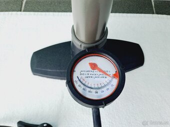 Pumpa PRO-T s manometrem a duální hlavou - 4