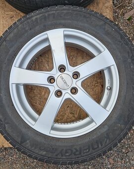 195/65 R15 letní pneu obuté na 15" Alu kola Dezent, 5x100 - 4