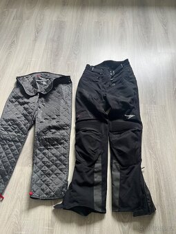 Bunda kalhoty boty rukavice a helma na moto dámské - 4