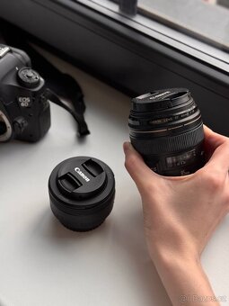 Canon EOS 6D + objektivy 85 mm f/1.8 a 50 mm f/1.8 STM + pří - 4