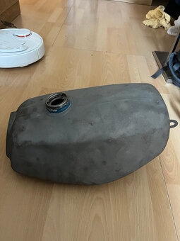 Prodám opískovanou nádrž Simson S51 - 4
