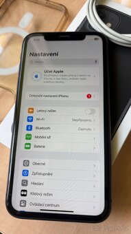 iPhone 11 64gb výborný stav - 4