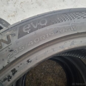 Hankook 235/40/19 letní sada 4ks jak nov - 4