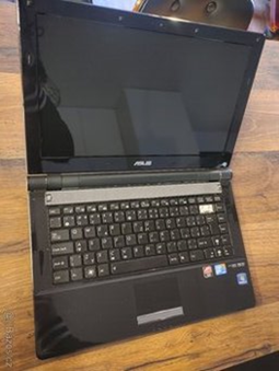Assus U80V 1 TB disk, 4GB ram-Aktualizovane, Instalovane VSE - 4