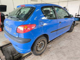 Peugeot 206 1.1.i r.v.2005 HFX 44kw(4713) - 4
