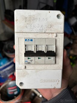 Elektroinstalační materiál- přebytky - 4