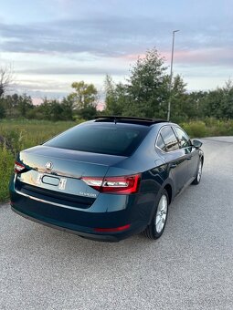 Skoda Superb 3 Dsg 2.0 tdi 110 kw - 4